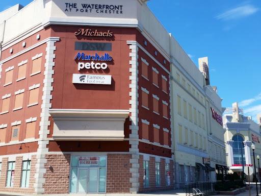 Petco Animal Supplies, 10 Waterfront Pl, Port Chester, NY 10573, USA, 