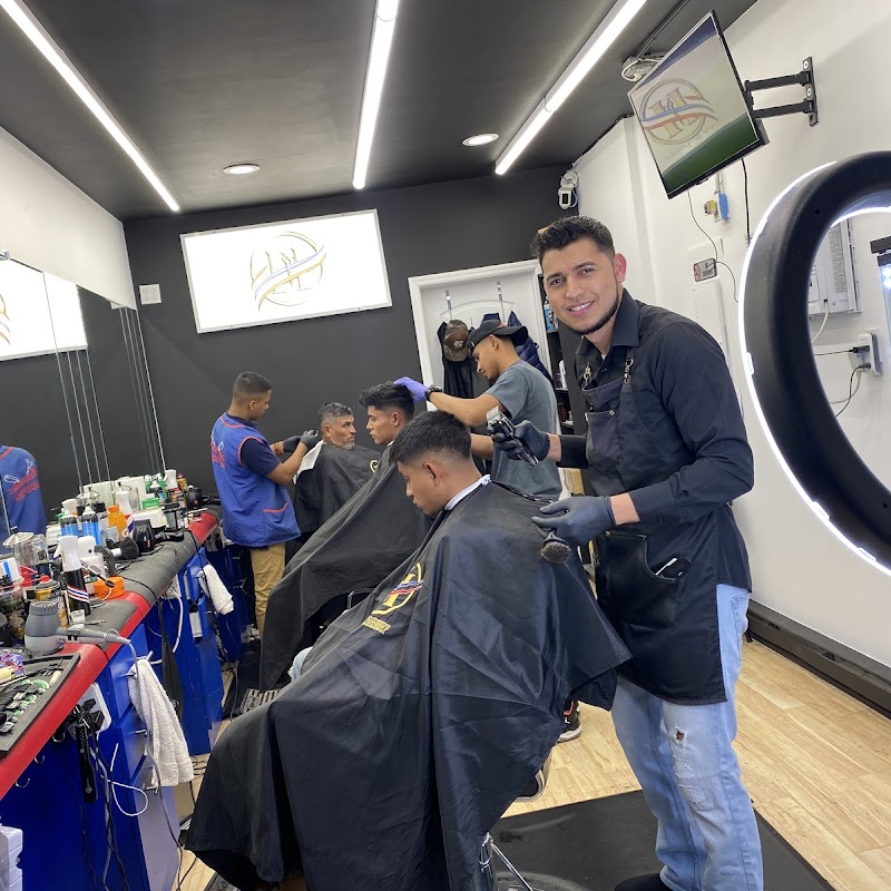 Hernandez Barber Shop
