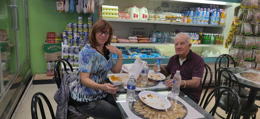 Latin American Restaurant «La Familia Latin Hot Food & Grocery», reviews and photos, 120 E Brandon Blvd, Brandon, FL 33511, USA