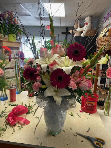 Florist «Treasures To Adore», reviews and photos, 1313 Carolyn Ct, Humble, TX 77338, USA