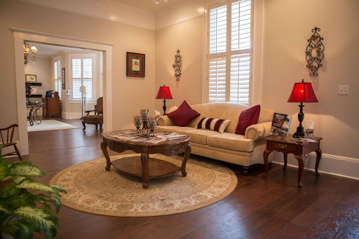 Funeral Home «Roberts Funeral Home Downtown Chapel», reviews and photos, 606 SW 2nd Ave, Ocala, FL 34471, USA