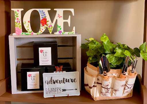 Florist «Horse Feathers Floral Design», reviews and photos, 40 High St, Mt Holly, NJ 08060, USA