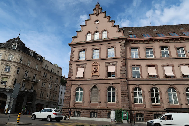 Rezensionen über Back on Campus Center Universität Basel in Rheinfelden - Universität