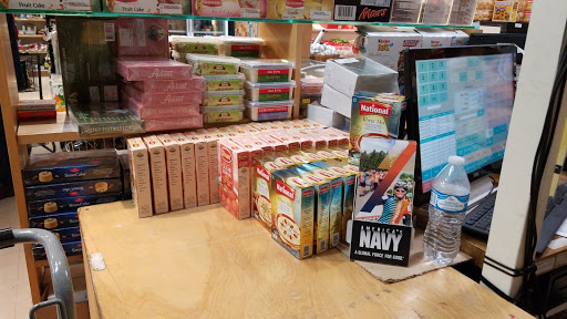 Indian Grocery Store «Shalimar Grocery», reviews and photos, 16541 Redmond Way, Redmond, WA 98052, USA