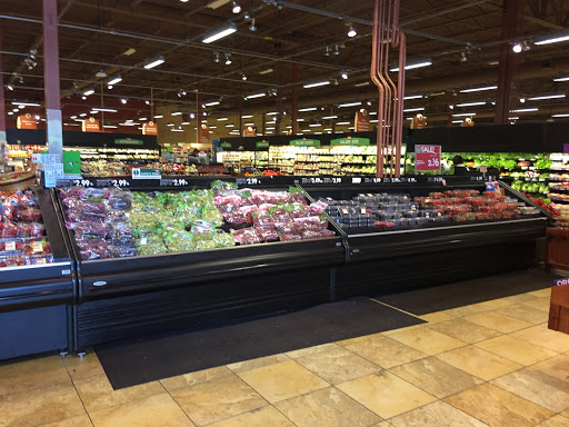 Supermarket «Giant Eagle Supermarket», reviews and photos, 9901 Mountain View Dr, West Mifflin, PA 15122, USA