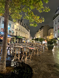 Atmosphère du Restaurant français Le Basilic à Paris - n°4