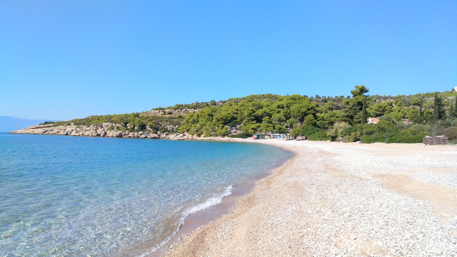 Agioi Anargyroi Beach'in fotoğrafı doğal alan içinde bulunmaktadır