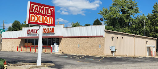 Dollar Store «FAMILY DOLLAR», reviews and photos, 308 S Main St, Salem, IN 47167, USA