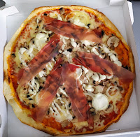Plats et boissons du Pizzas à emporter Pizz'Avenue à Kervignac - n°1