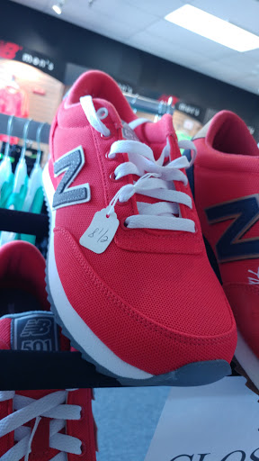 Shoe Store «New Balance Tampa», reviews and photos, 211 Westshore Plaza, Tampa, FL 33609, USA