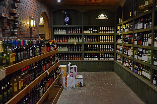 Liquor Store «Point Package Liquors», reviews and photos, 3030 E 10th St, Jeffersonville, IN 47130, USA