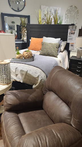 Furniture Store «Ashley HomeStore», reviews and photos, 3350 Airport Rd, Boca Raton, FL 33431, USA