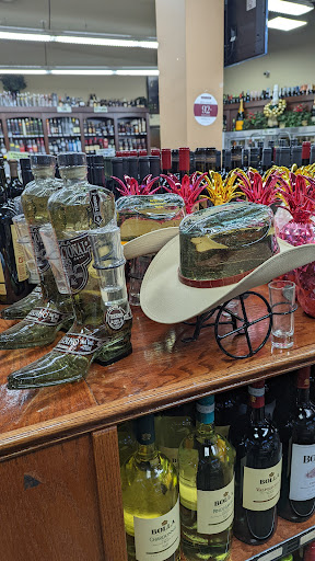 Liquor Store «Liquor Plaza INC», reviews and photos, 133 Walt Whitman Rd, Huntington Station, NY 11746, USA