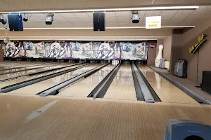 Cosmic-Bowling image