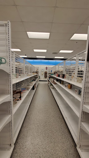 Clothing Store «Ross Dress for Less», reviews and photos, 6610 Mooretown Rd, Williamsburg, VA 23188, USA