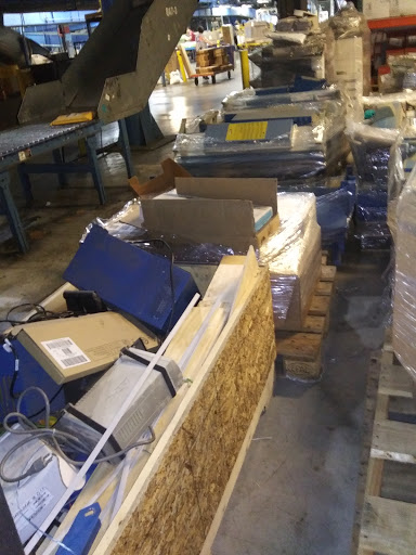 Mailing Service «FedEx Ground», reviews and photos, 6833 W 75th St, Chicago, IL 60638, USA