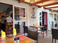Atmosphère du Restaurant Café du Pont à Vauvert - n°10