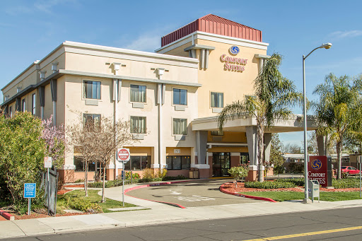 Comfort Suites Vacaville-Napa Valley Area image