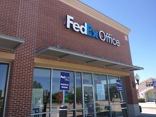 Print Shop «FedEx Office Print & Ship Center», reviews and photos, 4152 W Spring Creek Pkwy, Plano, TX 75024, USA