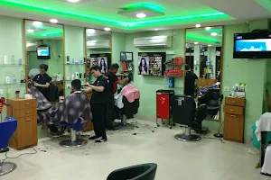 Aappearance Hair & Beauty Saloon & Training Academy Siliguri City'mall image