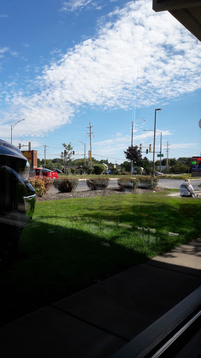 Tire Shop «Discount Tire Store - Algonquin, IL», reviews and photos, 2341 W Algonquin Rd, Algonquin, IL 60102, USA