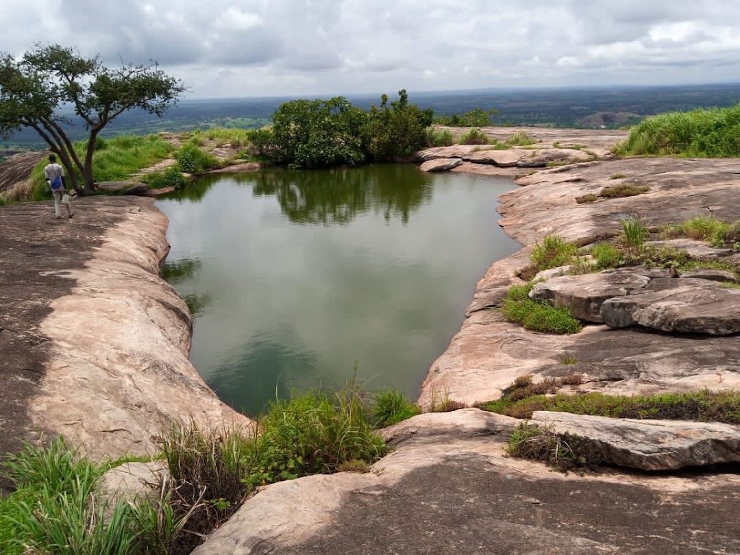 Ado awaiye hills