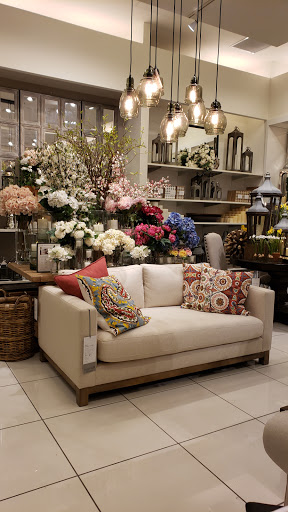 Furniture Store «Pottery Barn», reviews and photos, 1065 Brea Mall #2107b, Brea, CA 92821, USA
