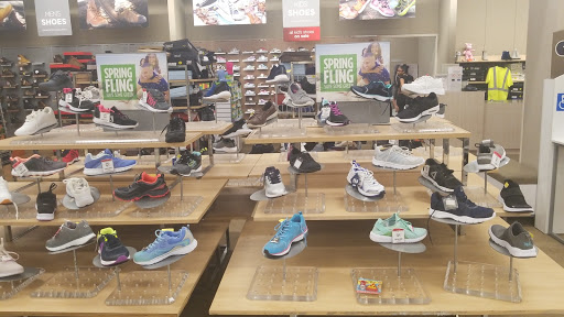 Department Store «Sears», reviews and photos, 2300 Hilltop Mall Rd, Richmond, CA 94806, USA