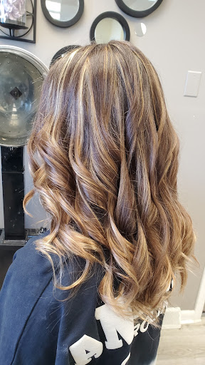 Beauty Salon «La Vie Beauty Salon», reviews and photos, 1331 Fruitville Pike, Lancaster, PA 17601, USA