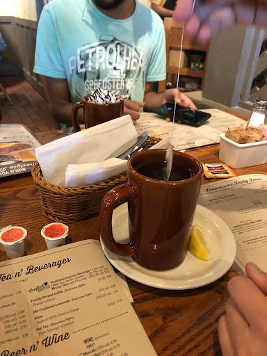 American Restaurant «Cracker Barrel Old Country Store», reviews and photos, 5706 Northridge Dr, Gurnee, IL 60031, USA