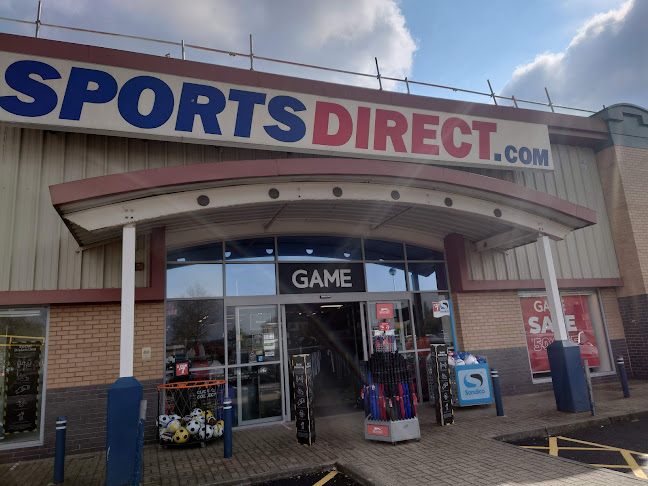 Comments and reviews of GAME Cowley Inside Sports Direct