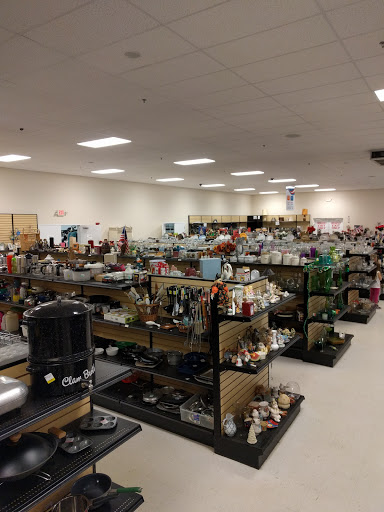 Thrift Store «Amvets Thrift Stores», reviews and photos, 109 S Seven Oaks Dr, Knoxville, TN 37922, USA