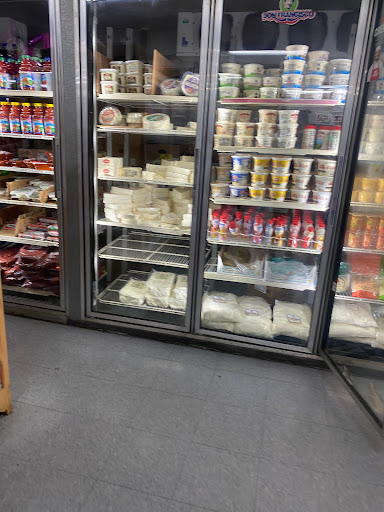 Produce Market «La Fiesta Produce Market», reviews and photos, 1771 7th Ave, Olivehurst, CA 95961, USA