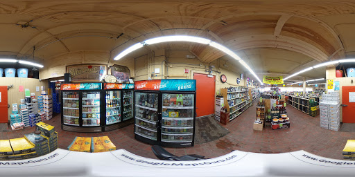 Liquor Store «Lowry Hill Liquors», reviews and photos, 1922 Hennepin Ave, Minneapolis, MN 55403, USA