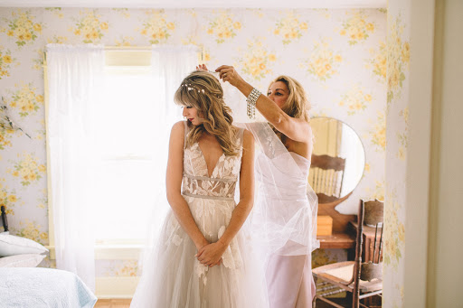 Bridal Shop «BHLDN», reviews and photos, 8 E Walton St, Chicago, IL 60611, USA