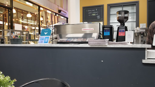 Uli's Gelato Vending Machine and Manufactory