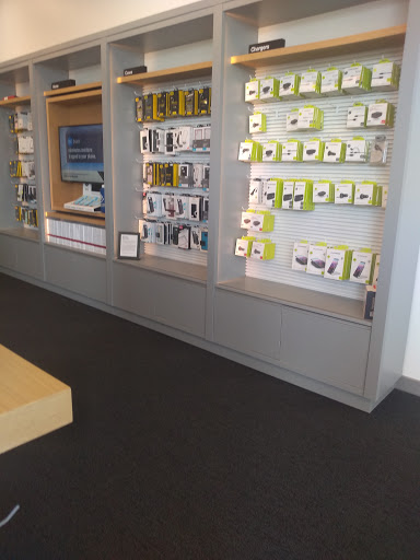 Verizon Authorized Retailer, TCC, 705 Plaza Dr #1, Chesterton, IN 46304, USA, 