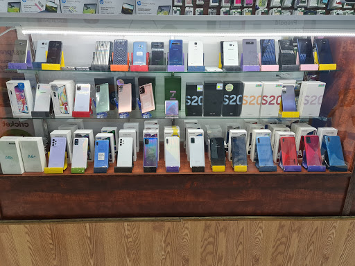 Cell Phone Store «Mobile One Inc», reviews and photos, 8882 NW 7th Ave, Miami, FL 33150, USA