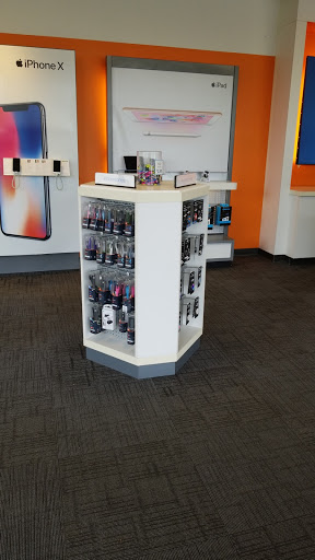 Cell Phone Store «AT&T Authorized Retailer», reviews and photos, 2640 W Schaumburg Rd, Schaumburg, IL 60194, USA