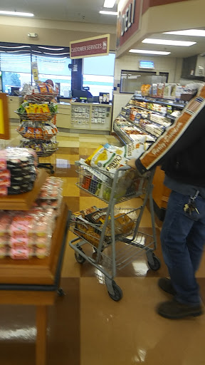 Grocery Store «Food Lion», reviews and photos, 511 E Baltimore St, Taneytown, MD 21787, USA