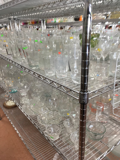 Thrift Store «Salvation Army Thrift Store», reviews and photos, 505 27th Ave SW, Vero Beach, FL 32968, USA