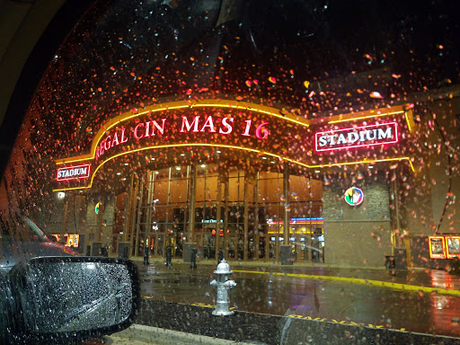 Movie Theater «Regal Cinemas Westchester Commons 16», reviews and photos, 361 Perimeter Dr, Midlothian, VA 23114, USA