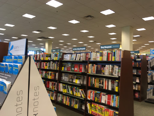 Book Store «Barnes & Noble», reviews and photos, 20600 N Rand Rd, Deer Park, IL 60010, USA