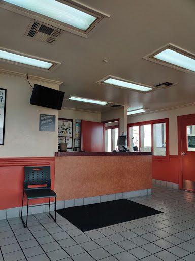 Oil Change Service «Jiffy Lube Oil Change Center», reviews and photos, 4567 Mills Cir, Ontario, CA 91764, USA