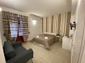 Photo Appartamento vacanze IN CENTRO ROOMS 90010 Campofelice di Roccella (miniature)