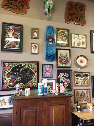 Tattoo Shop «Good Times Tattoo Studio», reviews and photos, 111 E Main St, Round Rock, TX 78664, USA