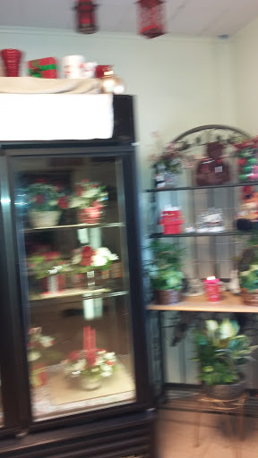 Talk of The Town Florist, 38526 Co Rd 54 Suite 1, Zephyrhills, FL 33542, USA, 