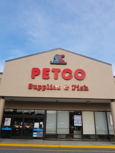 Pet Supply Store «Petco Animal Supplies», reviews and photos, 48 Watertower Plaza, Leominster, MA 01453, USA