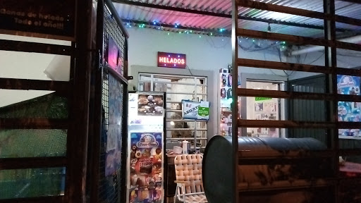 MAS FRÍO QUE TUS BESOS - Ice cream shop en Villa Gobernador Gálvez
