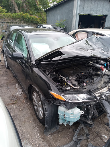 Auto Body Shop «Dixie Paint & Body Shop, Inc.», reviews and photos, 3426 N 15th St, Tampa, FL 33605, USA